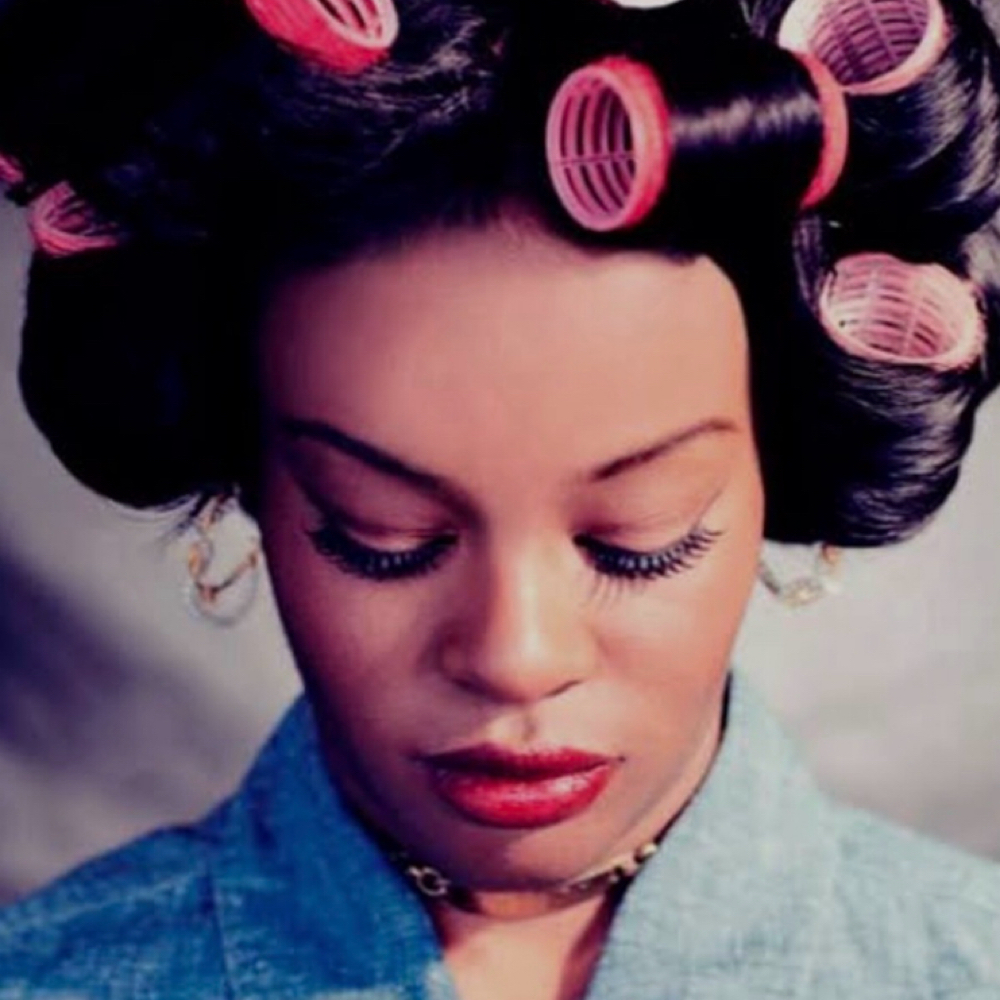 Roller Set at Color Me Natosha @ The LABB in Los Angeles, CA