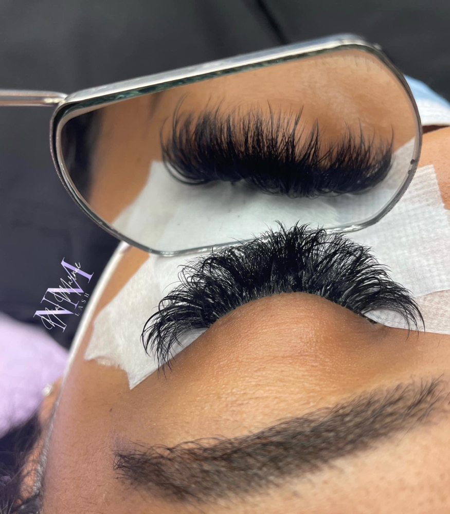 Mega Volume Lash Extensions Fill