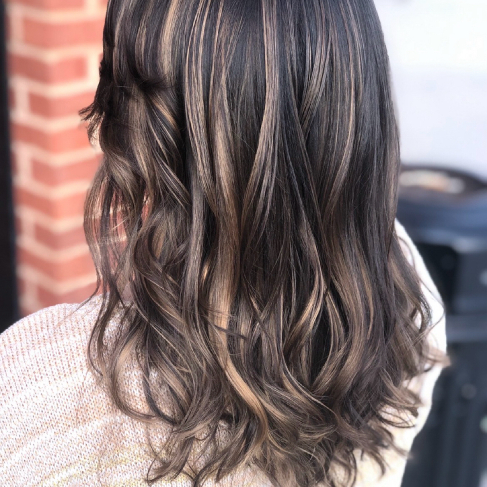 Accent Highlight at Euniquely Gorgeous in Branchburg, NJ