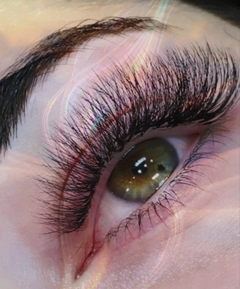 Volume Lash Extensions at luutwee Beauteé Artistry in Gilbert, AZ