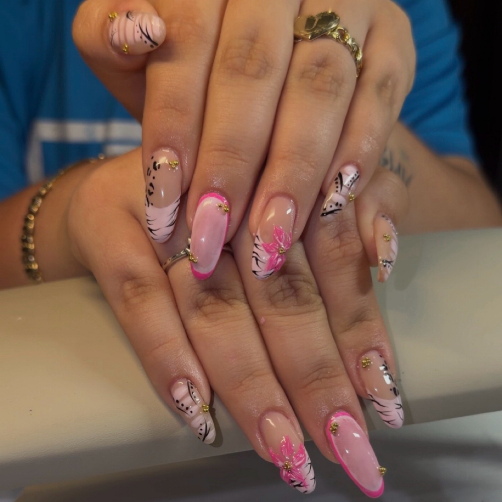Tier 3 Nail Art (Add On) at Bond Beauty Lounge in Weslaco, TX