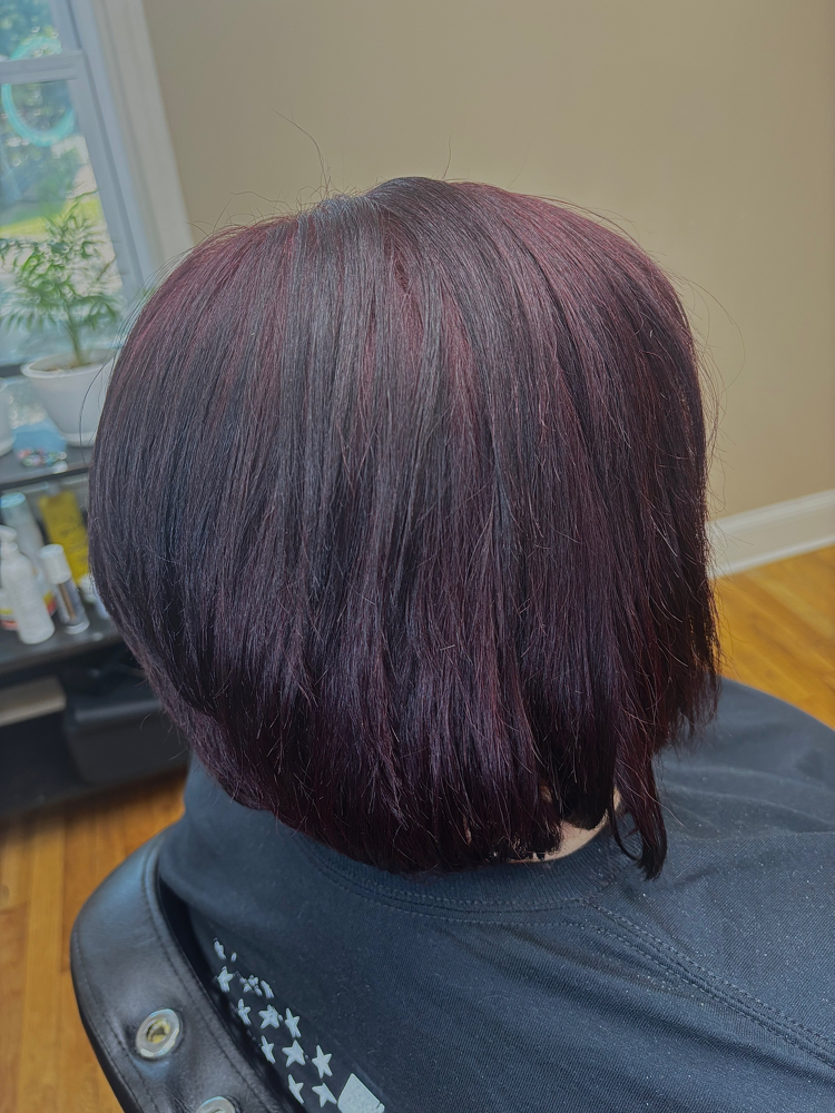 Womens Haircut, Wash & Blowdry