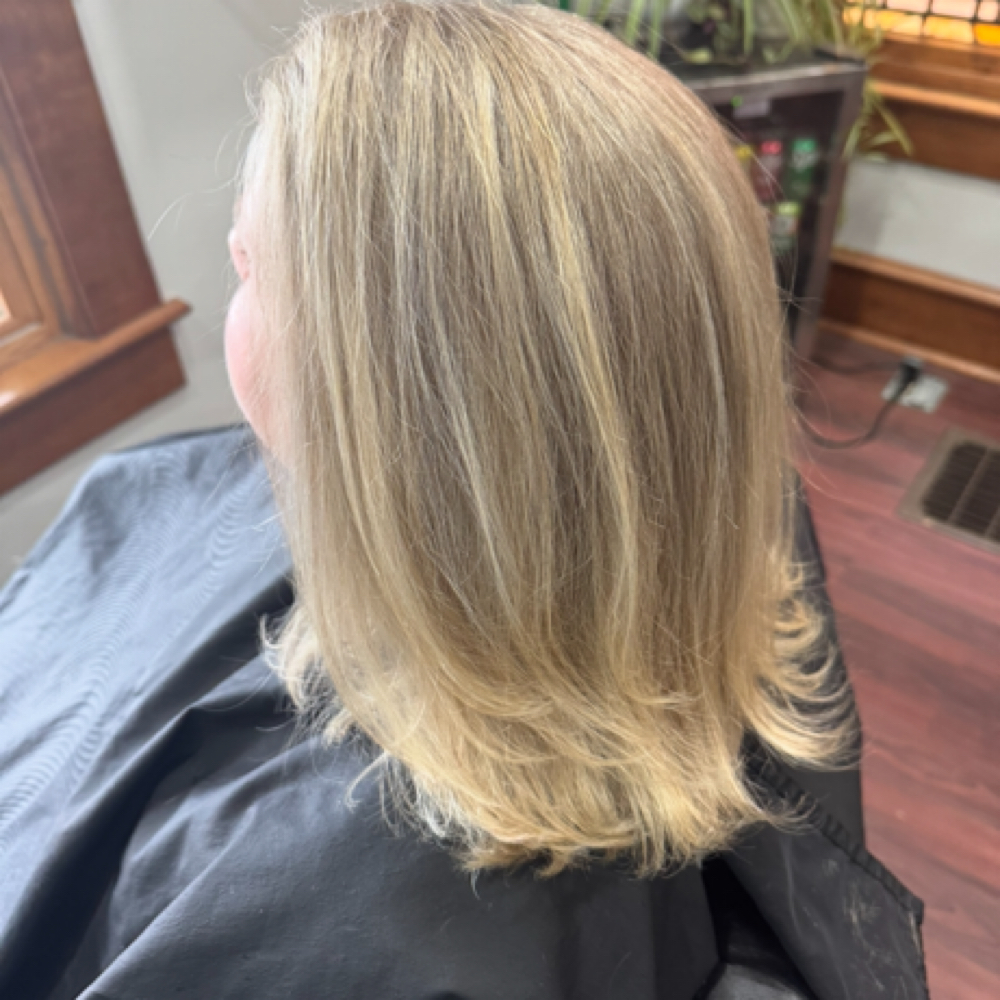 Partial Dimensional Color at Sabrina’s Parlour in Columbus, OH