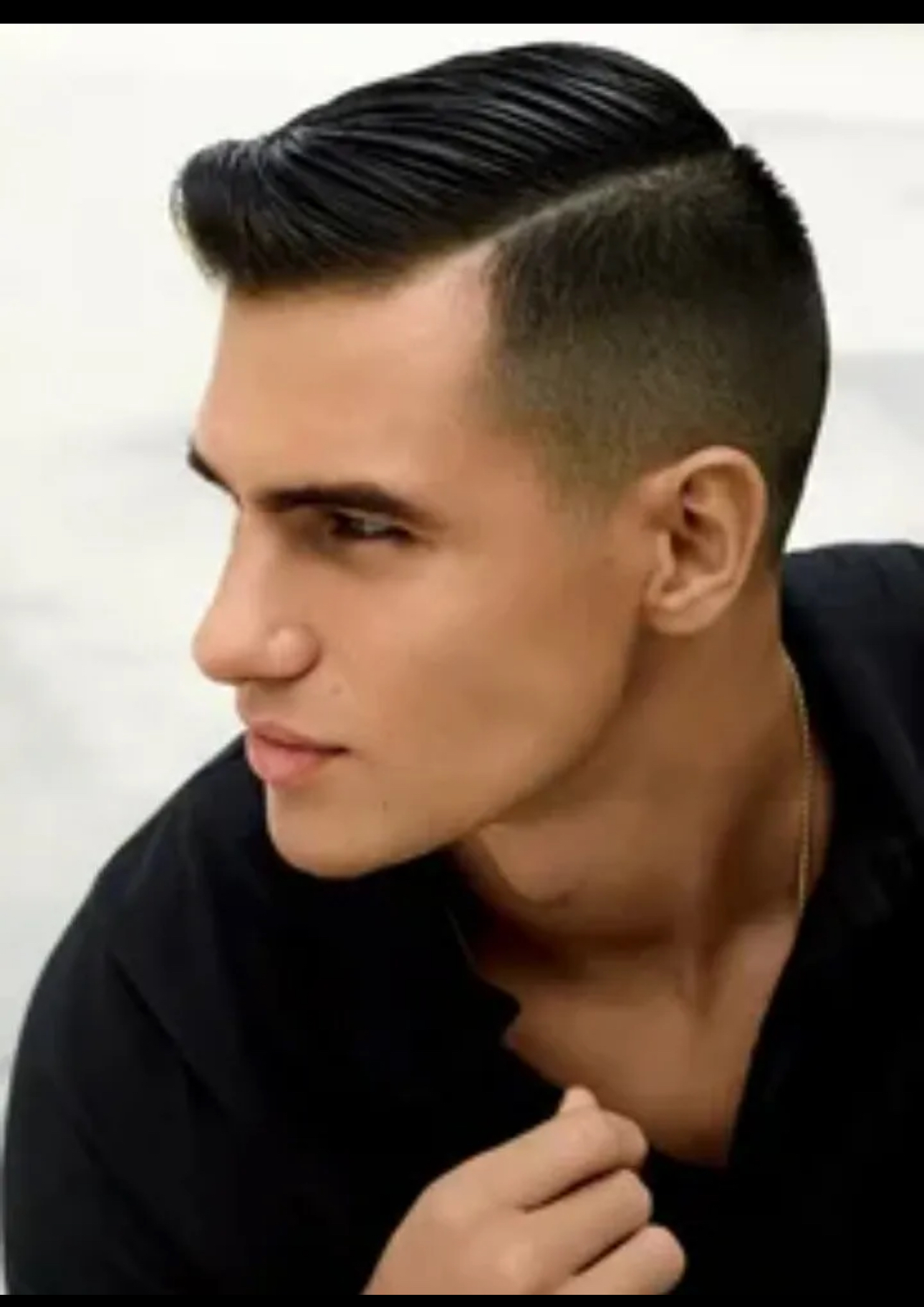 Men’s hair cut at Waves Hair Salon in Melbourne Fl, FL