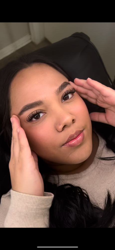 Wet Lash Extensions