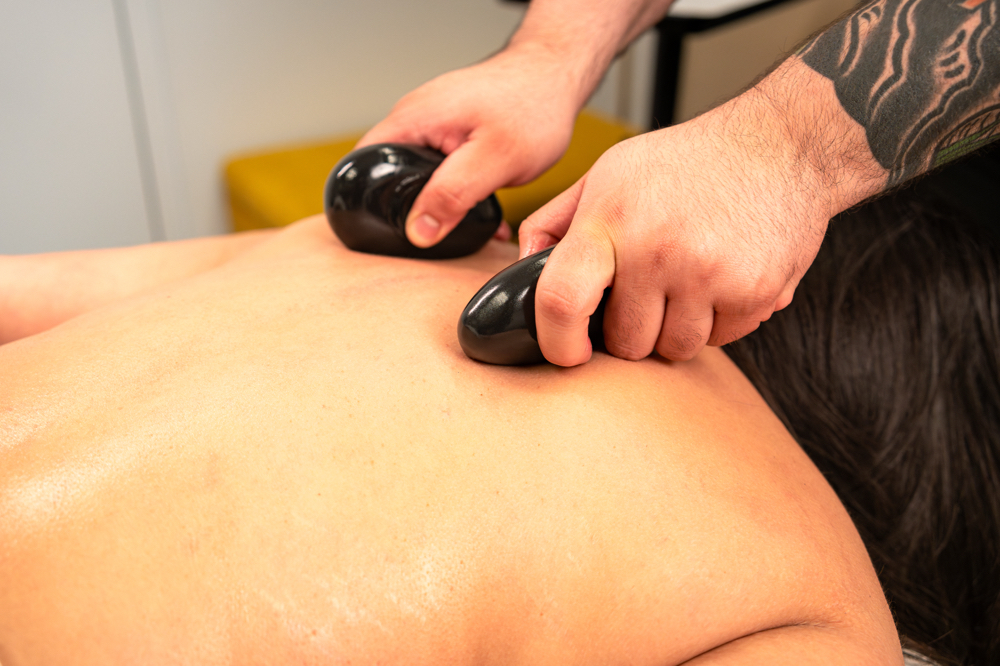 60 Minute Hot Stone Massage