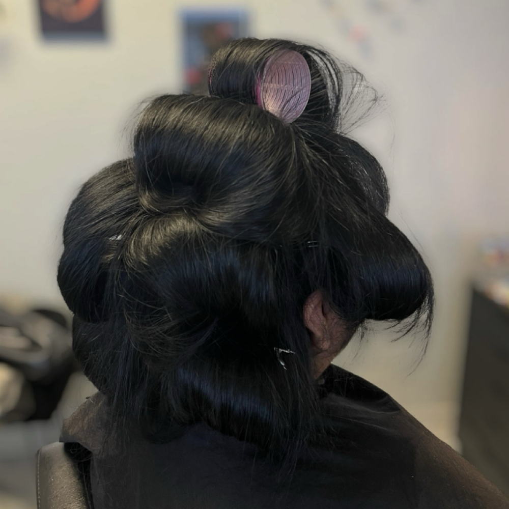 🫧 Wash Day Wednesday 🫧 at Hair by Kallie Zmolik in Ennis, TX