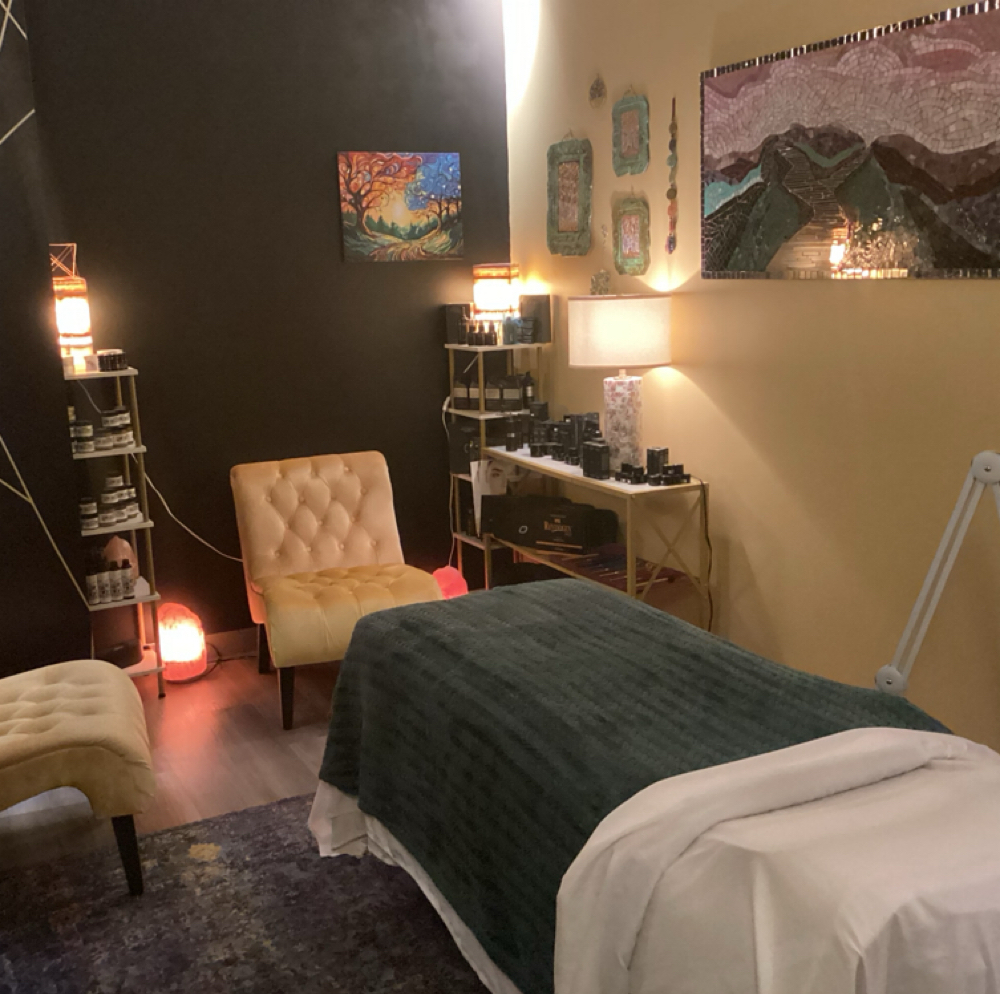 J Seal Clearing at Skin Therapy - Dawn Nelsen in Denver, CO