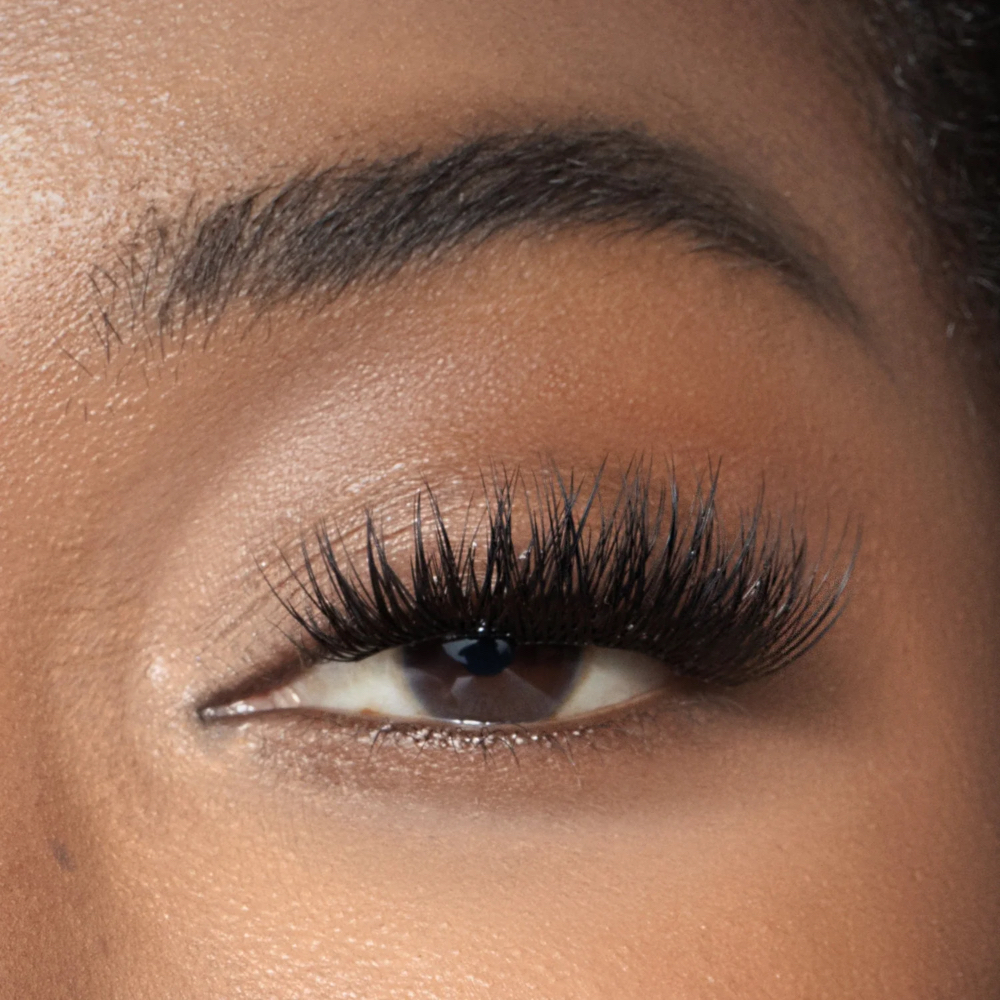 Hybrid Eyelash Extensions