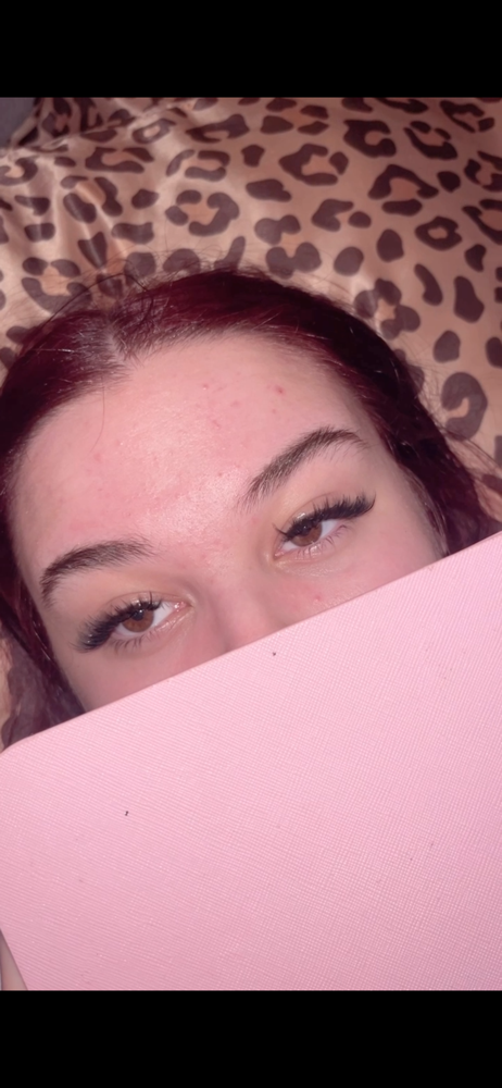 Indivdual/cluster lashes