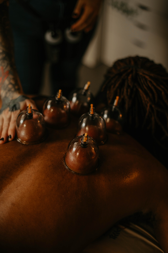 Cupping | Decompression Massage