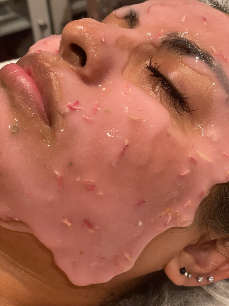Fav Glow Facial