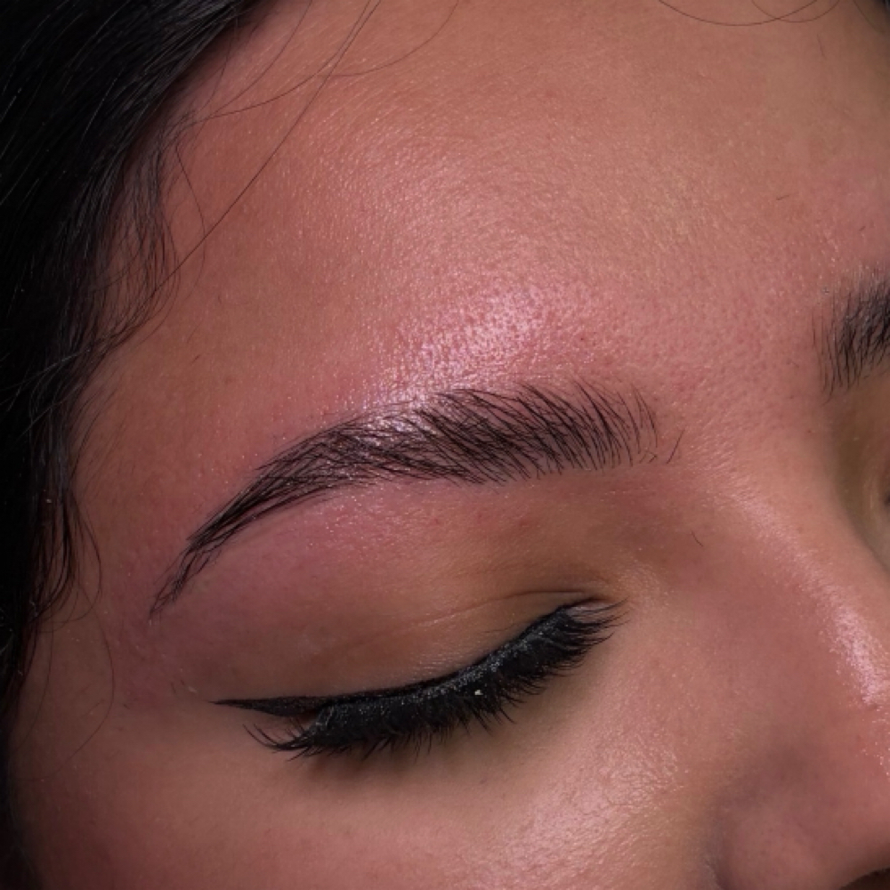 Eyebrow Lamination at Nanaaadidit in Wichita, KS