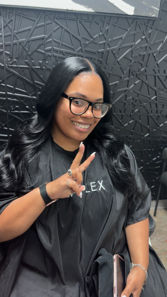 Lace Closure Quick Weave at 𝑬𝒍𝒊𝒕𝒆 𝑯𝒂𝒊𝒓𝒔𝒕𝒚𝒍𝒊𝒔𝒕 in Conroe, TX