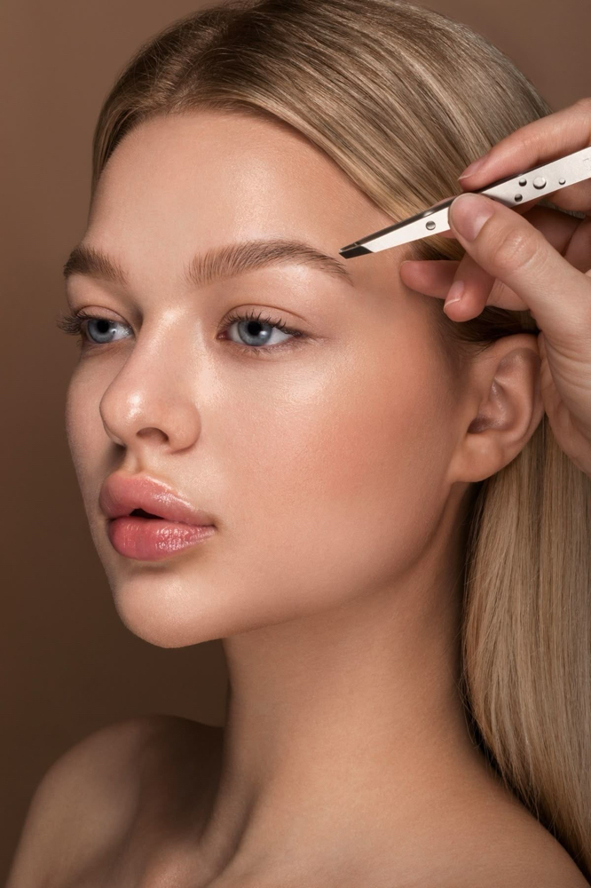 Brow Lift + Tint+ Shaping