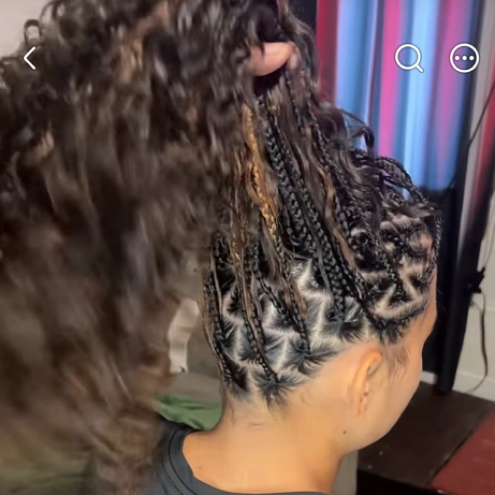 Medium - Miracle knots at Beauty4baeee in El Dorado, AR