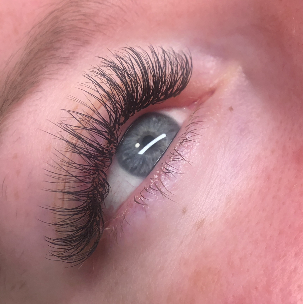 Hybrid Lashes