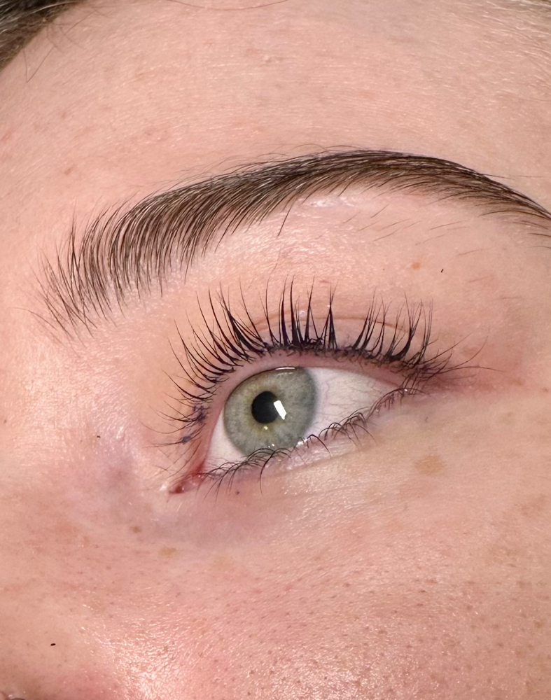 Eyelash lift and tint