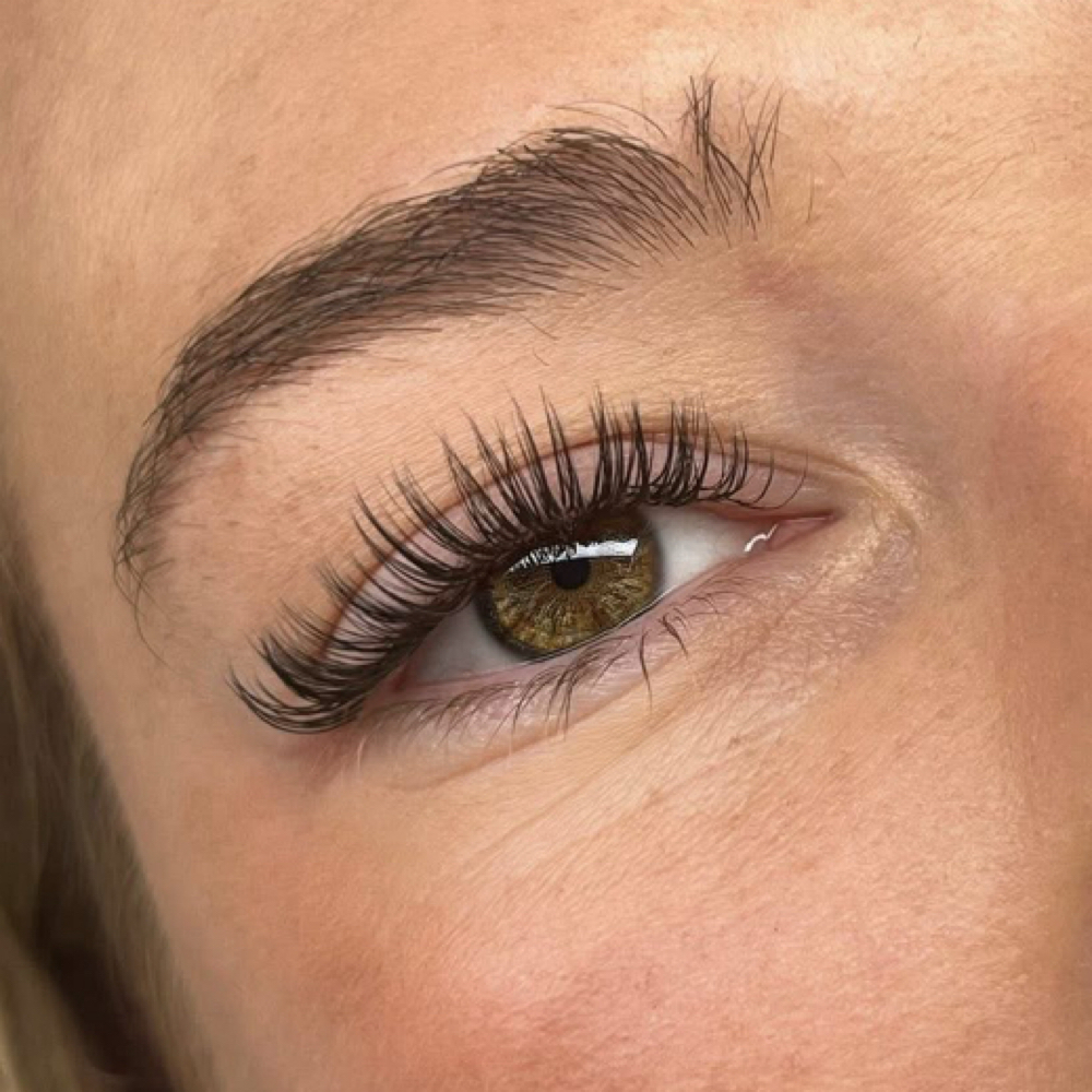 Signature Wet Set at The Beauty Works in Tampa, FL