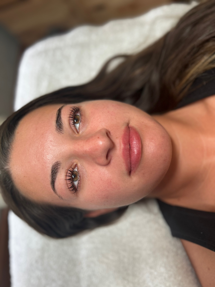 Lash Lift And Tint