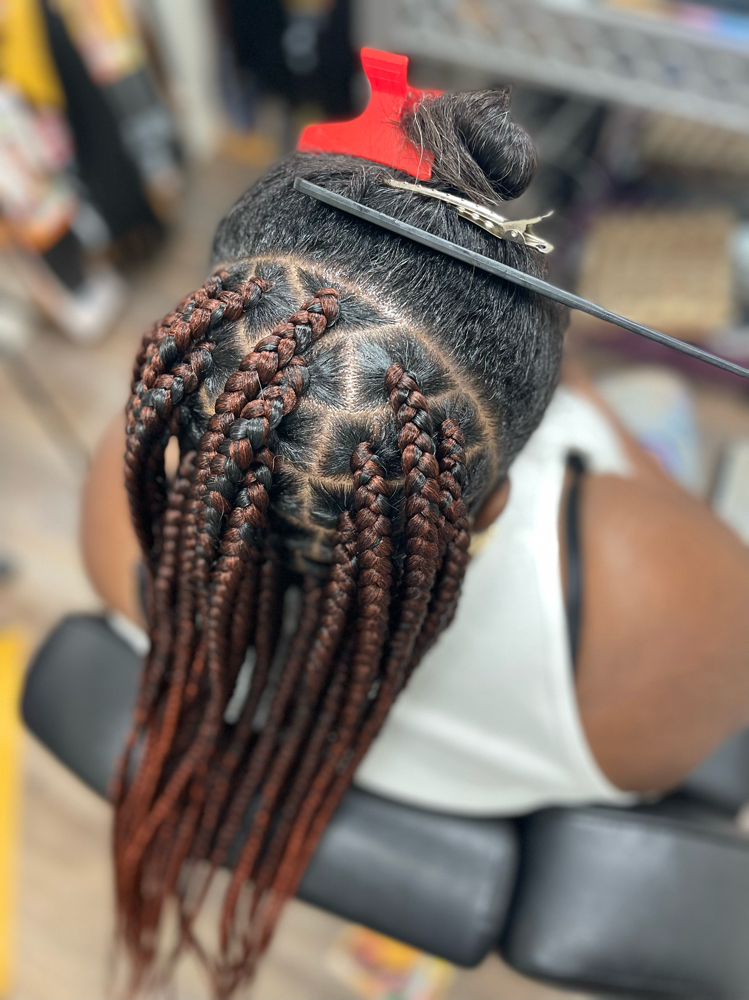 Jumbo Box Braids at H& R Beauty Spot in Oakland Park, FL