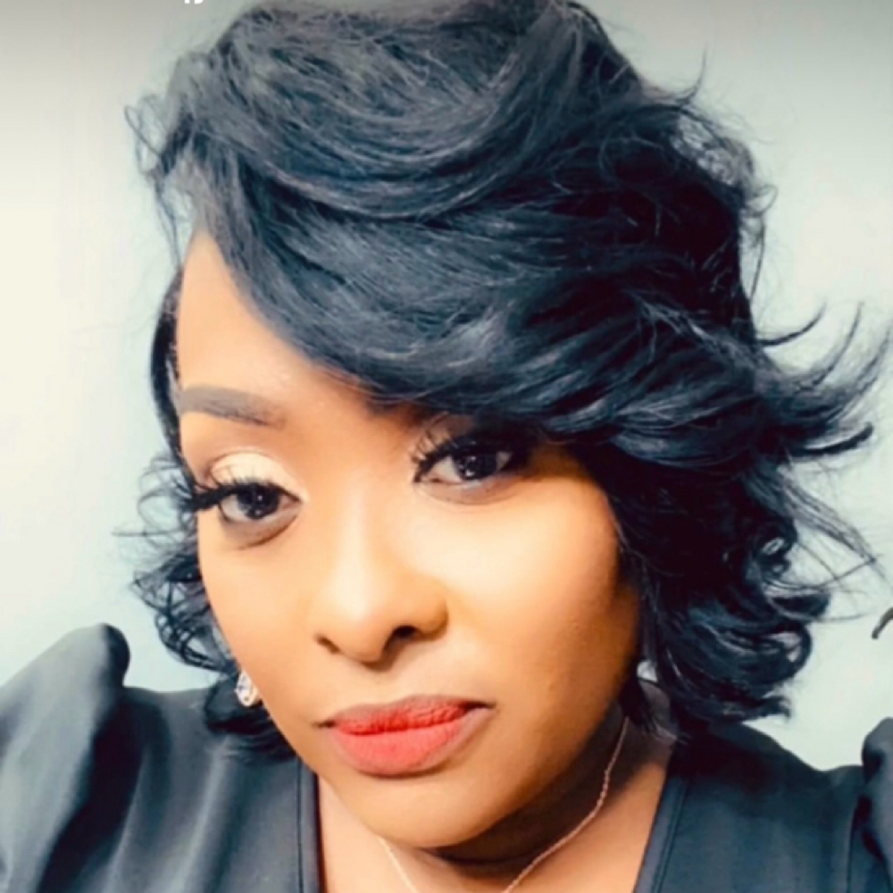 Shampoo&Style/Relaxed Mid-length at High Tone  Beauty  Lounge in Birmingham, AL