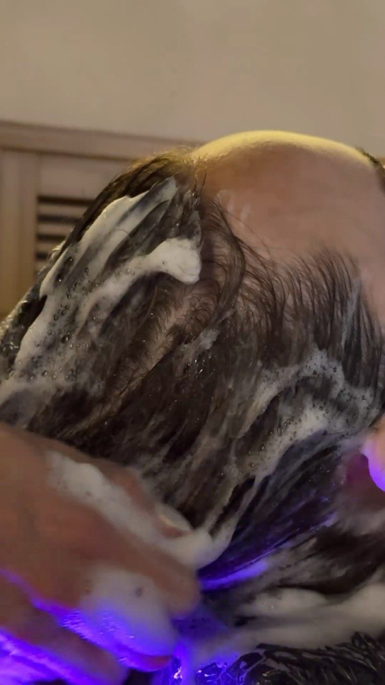 Glow Scalp Therapy