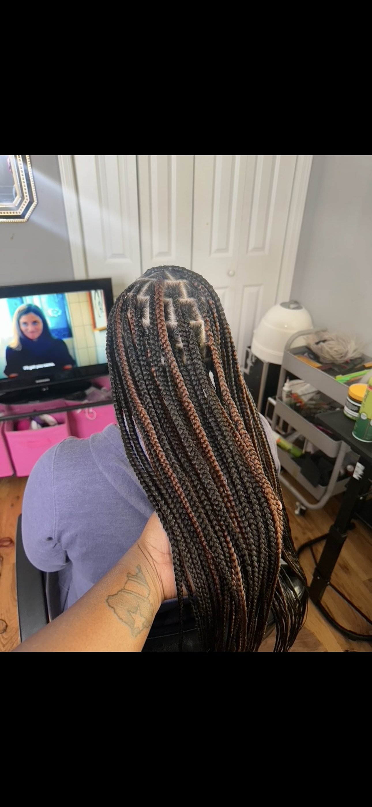 Medium - Knotless