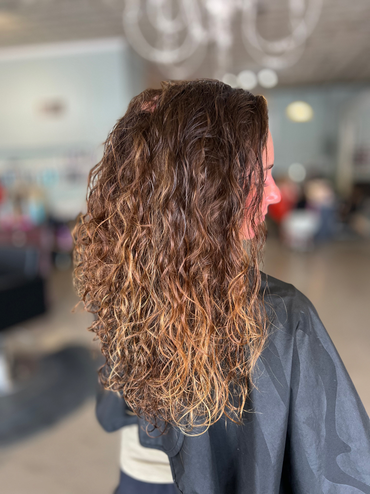 Shampoo & Style