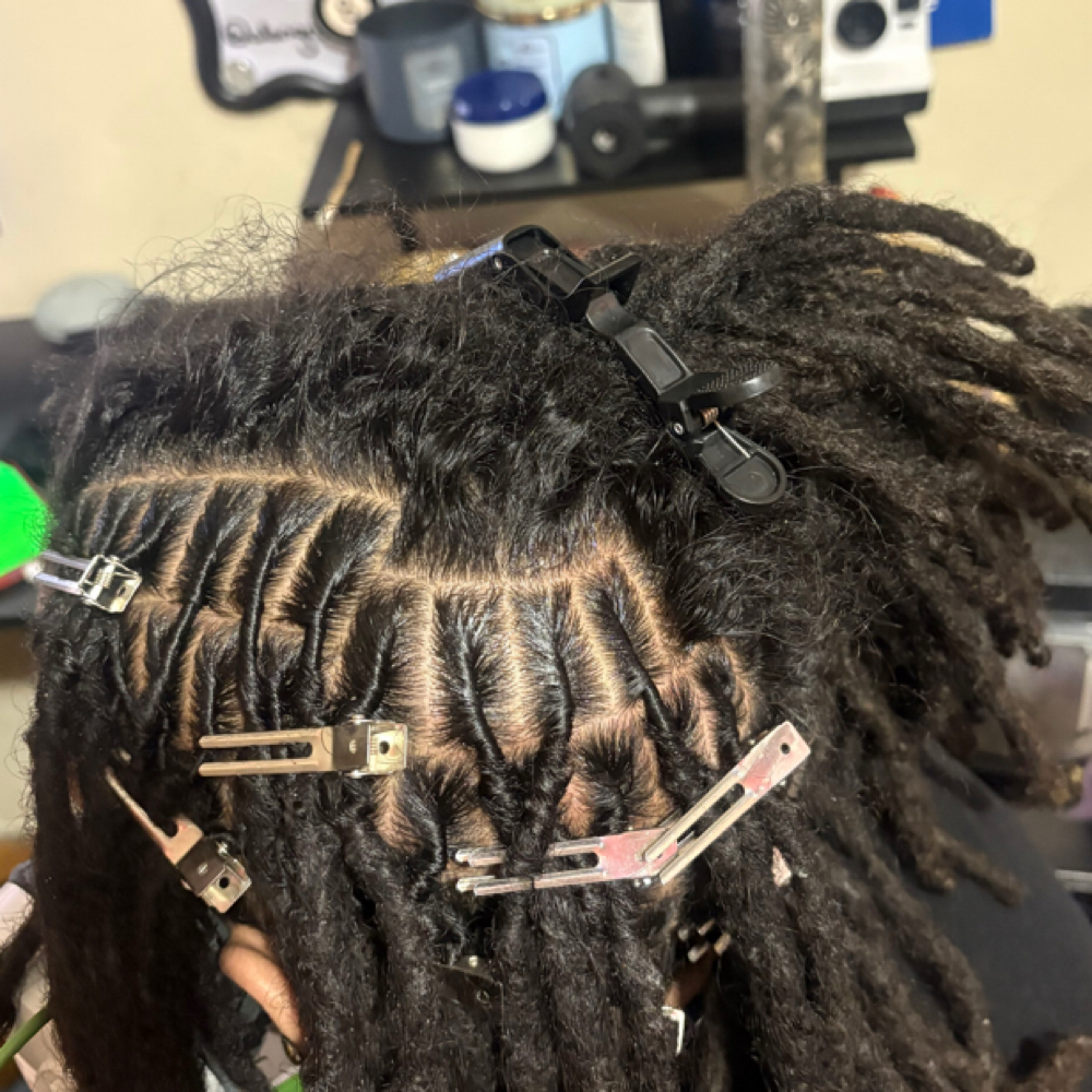 retwist no style at Lengths Of Love LLC in Buffali, NY