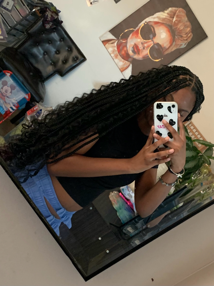 Medium Boho Knotless Box Braids