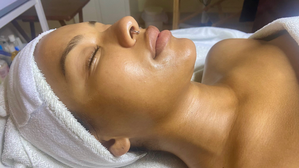 Refresher Facial