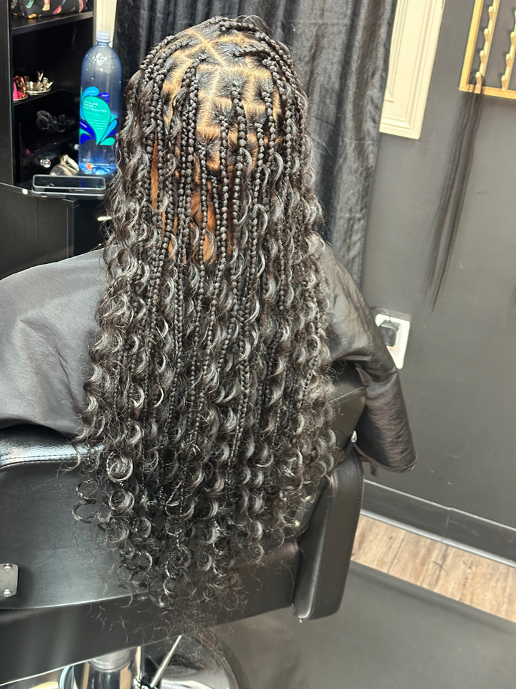 MED BOHO KNOTLESS BRAIDS