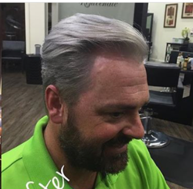 Men’s Grey Blending with Haircut