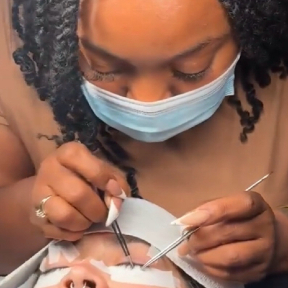 Lash Model at Shel Slay Nails in Oklahoma City, OK