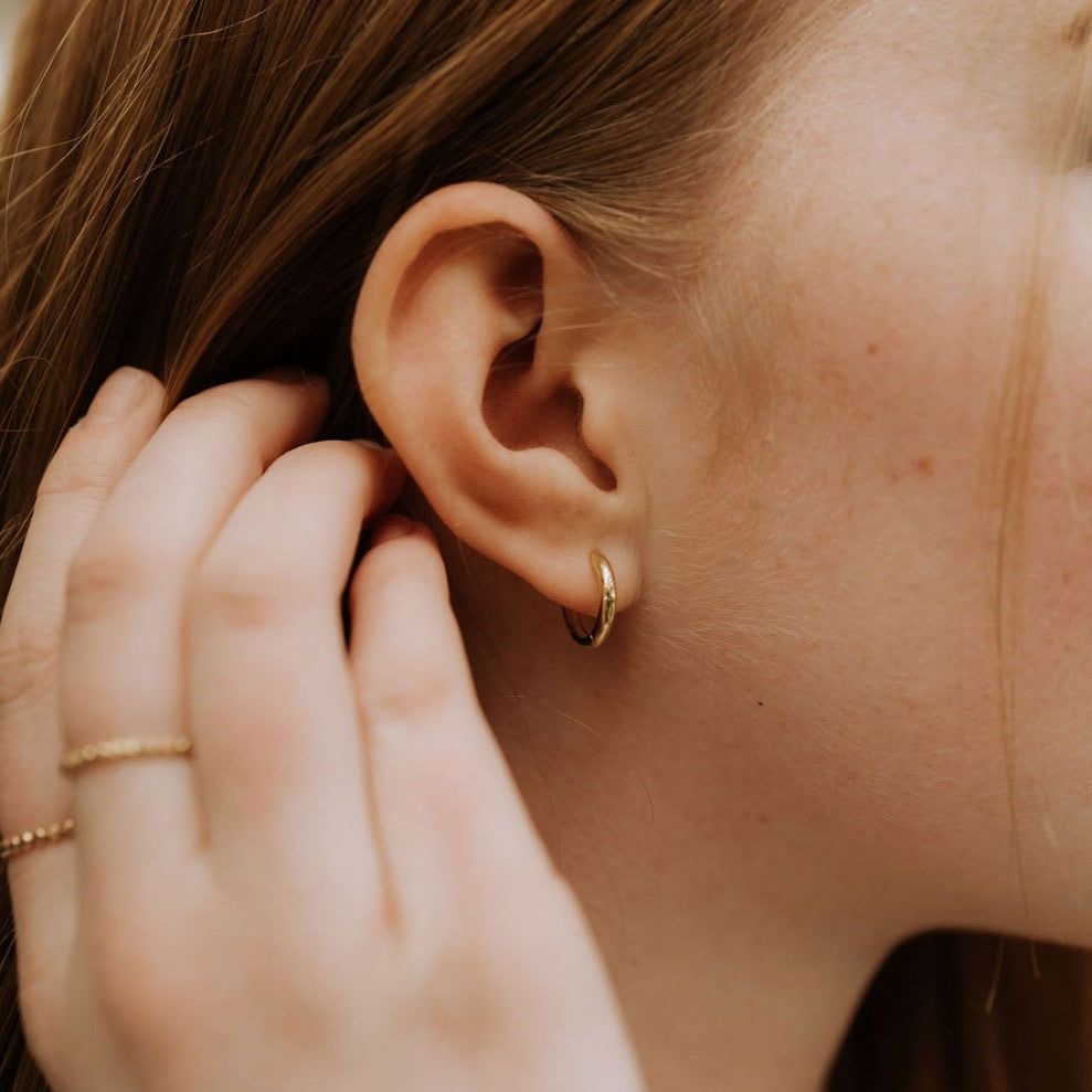SINGLE LOBE