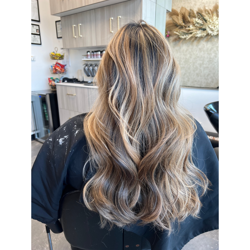 Partial Custom Blonding Session