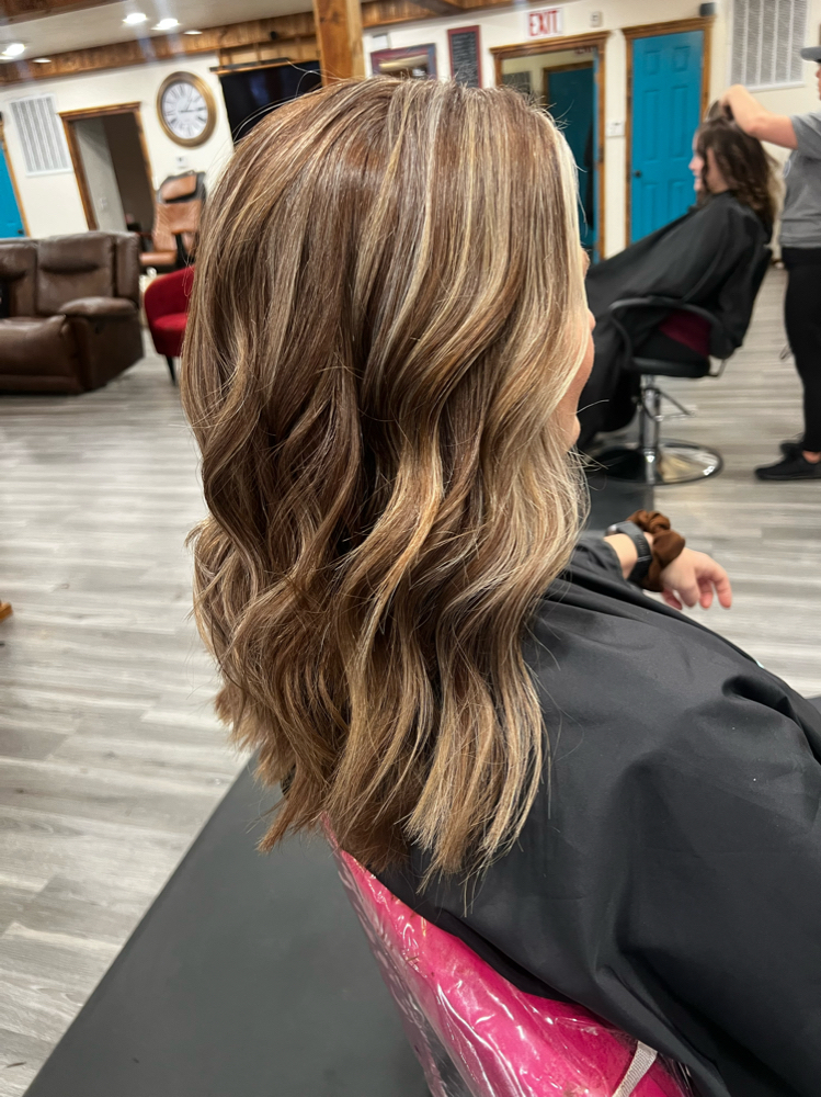 Two colors at All Prissyd Up Salon in Atoka, OK