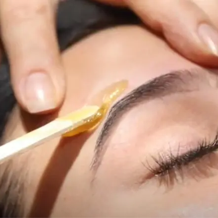 Brow Wax at The Pretty Bar in Belton, TX