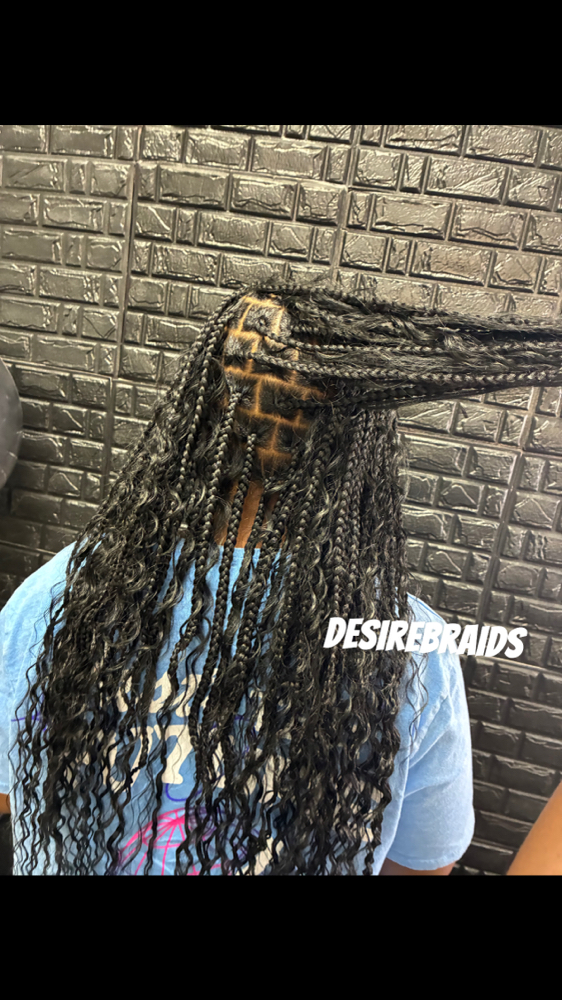 18” Smedium Boho Knotless Braids
