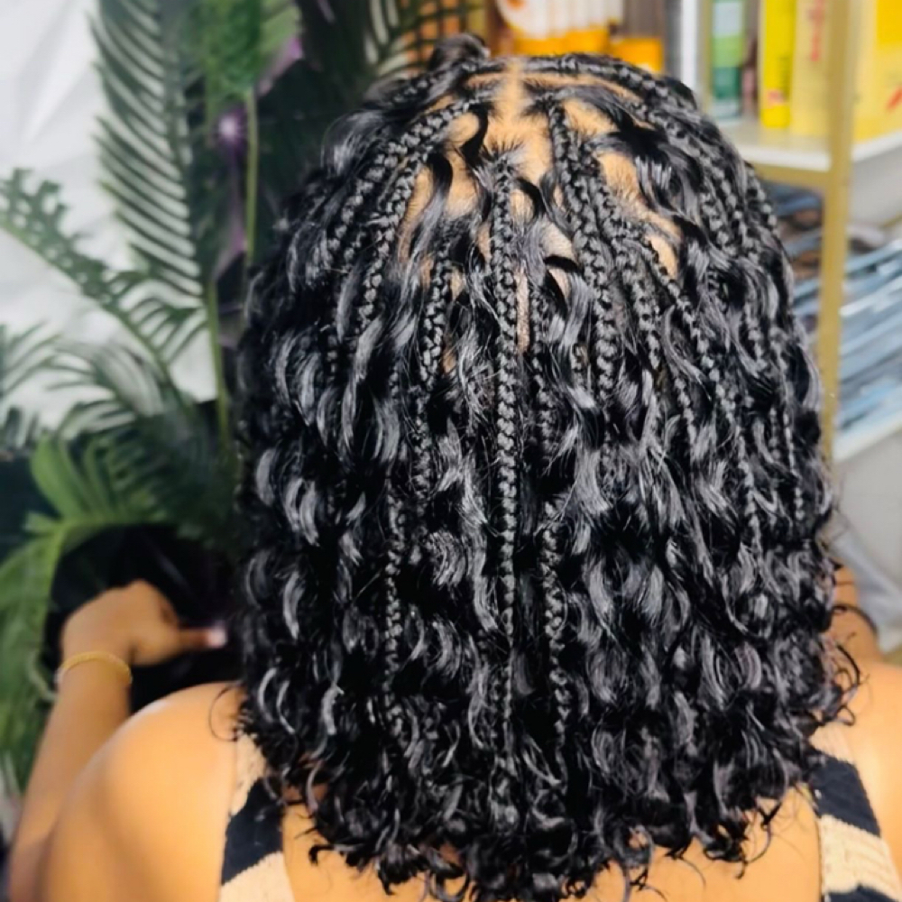 Boho Knotless Bob at Vanouhair beauty in Philadelfia, PA