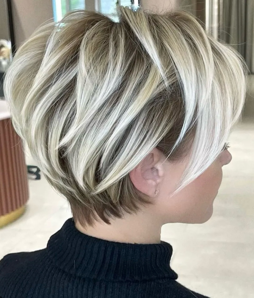 Women’s Haircut And Style