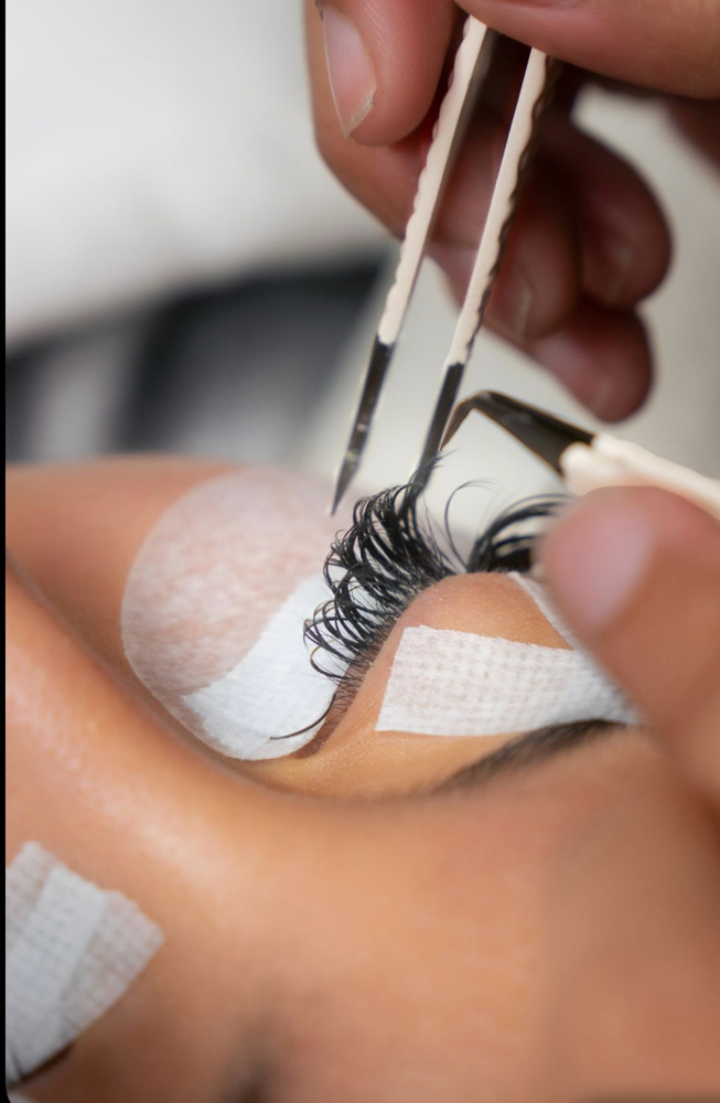 Classic Lash Fill at The Hideaway in Standish, MI