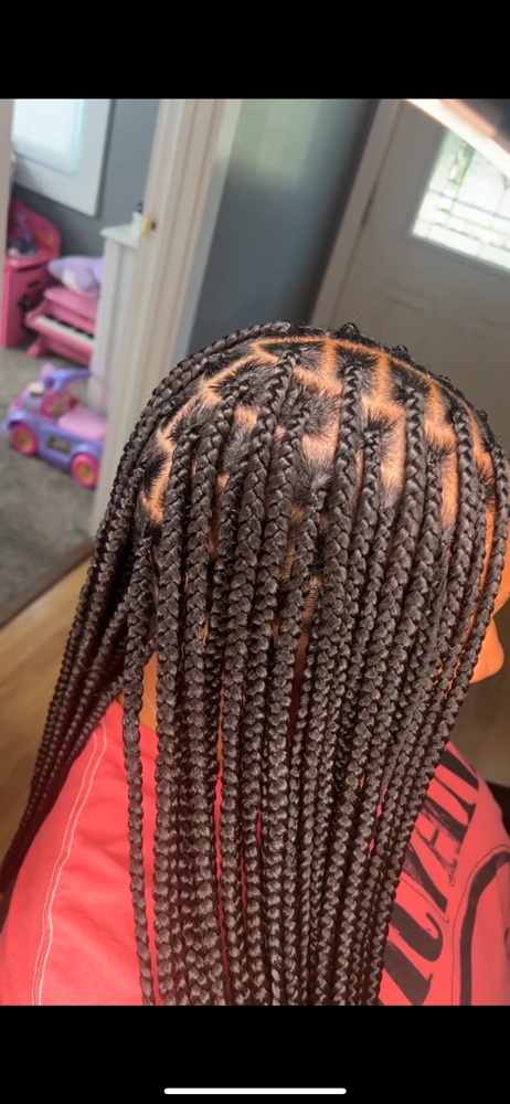 Medium knotless