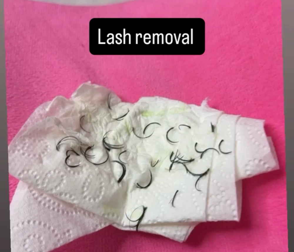 Extention removal at iKandy Beauty Bar in chickasaw, AL