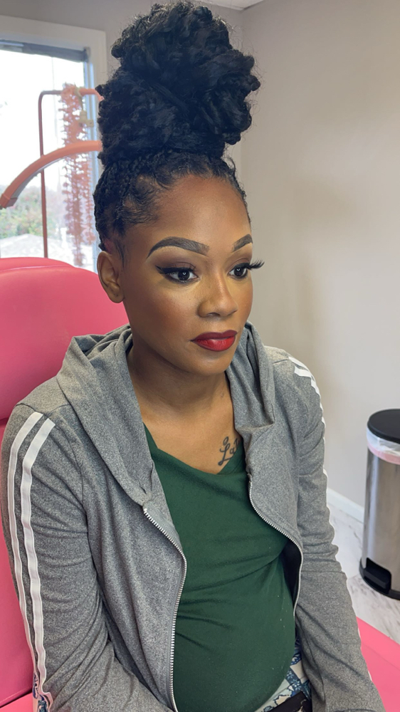 Signature Brown Smokey Glam