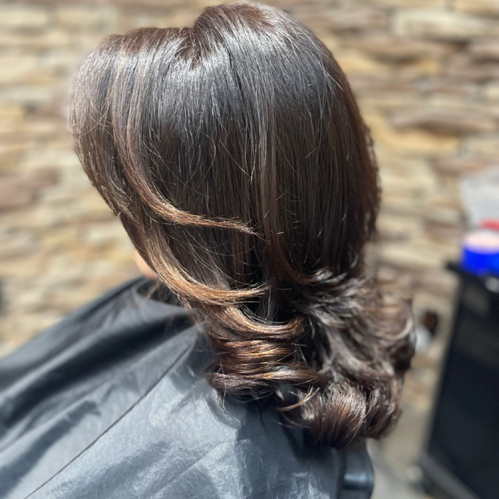 Round Brush Hair Blowdrying Style at Innovations Beauty Salon in Warner Robins, GA