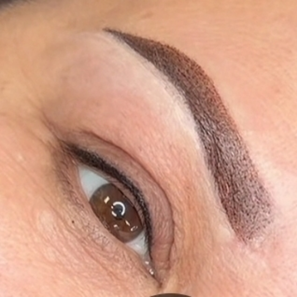 Eyeliner Classic at Kind Ibrow & Nail in Chilton, WI