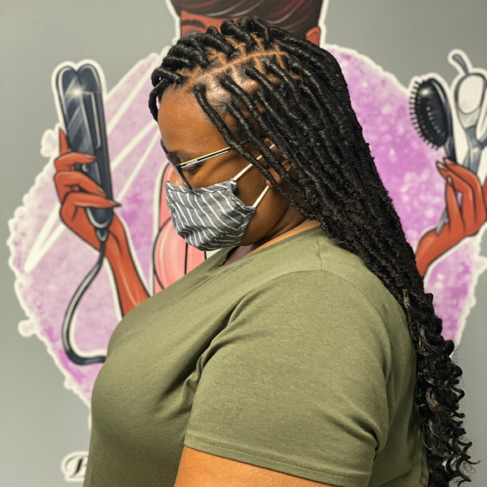 Nu Locs/Faux Locs at Beauty Rhon-Da-Show in Memphis, TN