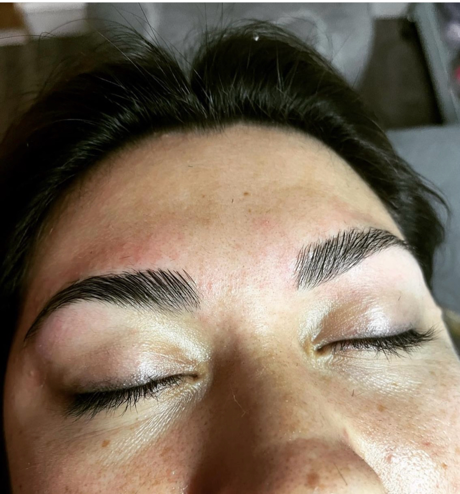 Brow Lamination With Wax